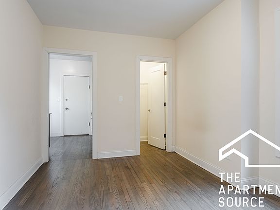 5th image of 2641.5 N Spaulding Ave #1N