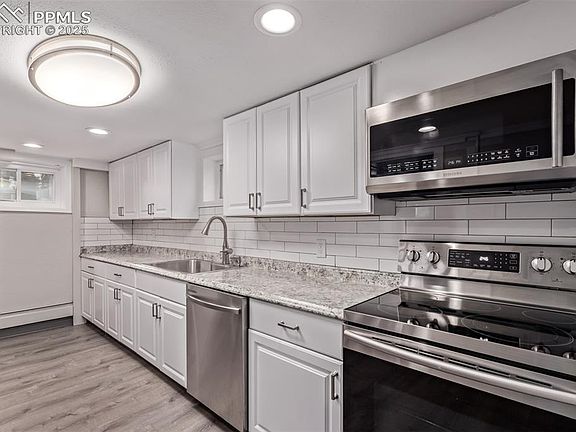 4th image of 105 Bonfoy Ave