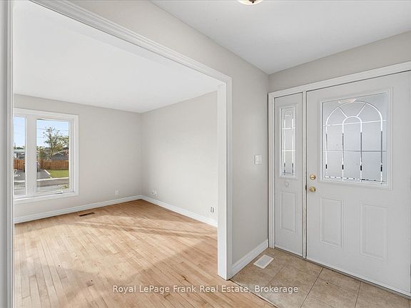 4th image of 20 Shuter St