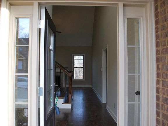2nd image of 1320 Sloping Hill Ln
