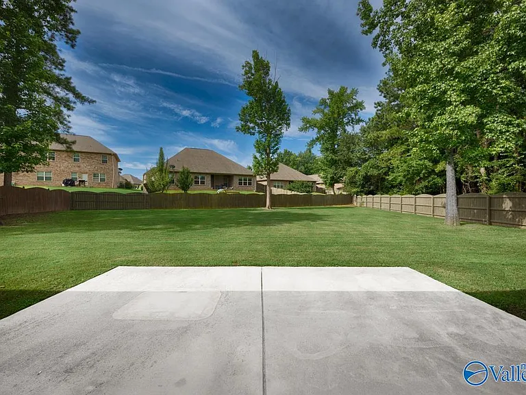 207 Blackwood Dr — Photo 24