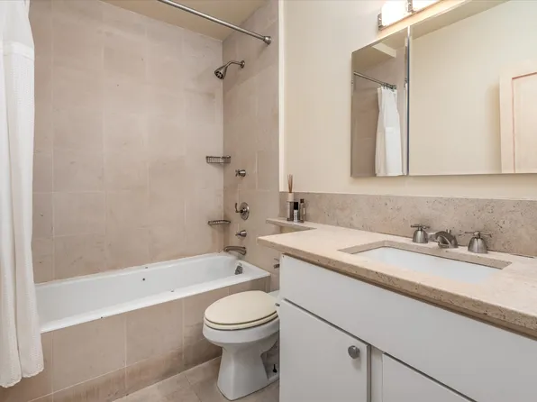 930 5th Avenue image 17 of 21