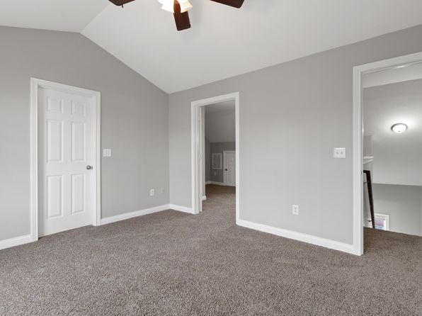 lexington-kentucky-446956486 picture