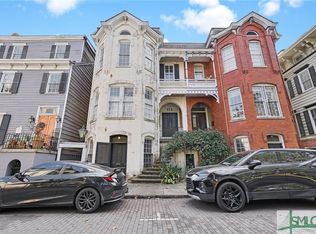 113 W Perry St, Savannah, GA 31401