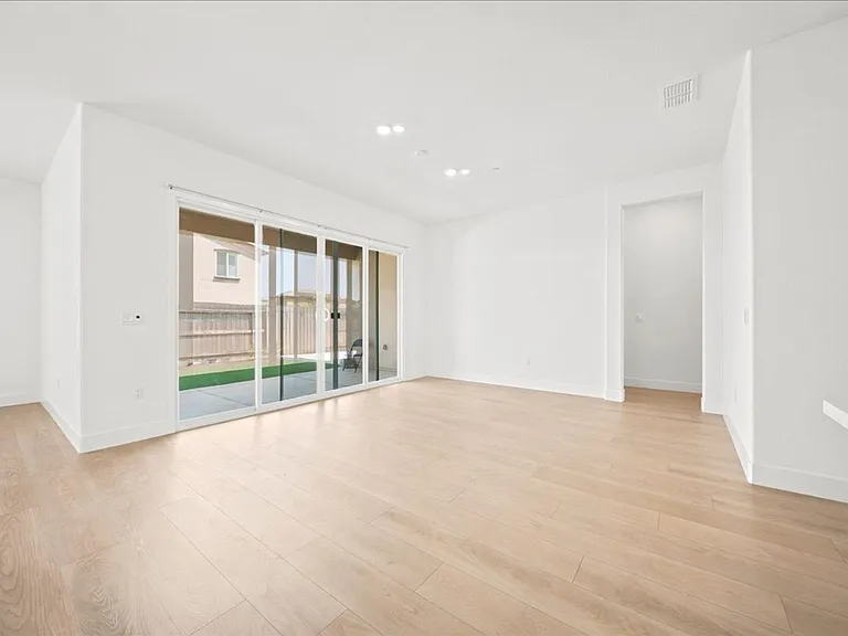 12725 Parakeet Way — Photo 13