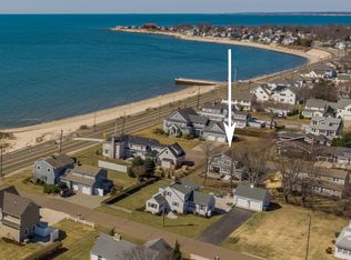 4 Seacrest Rd, Old Saybrook, CT 06475