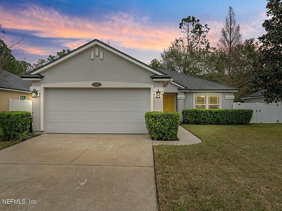 2nd image of 340 SUNSHINE Drive
