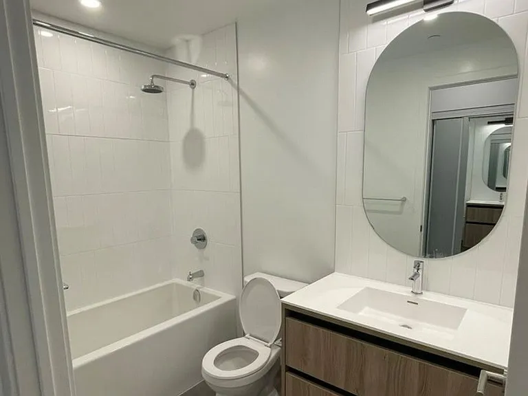 7950 Bathurst St #614 — Photo 4