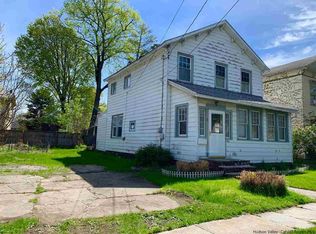 11 Partition St, Saugerties, NY 12477