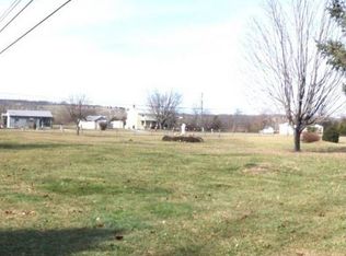 24 Thorofare Rd, Crimora, VA 24431