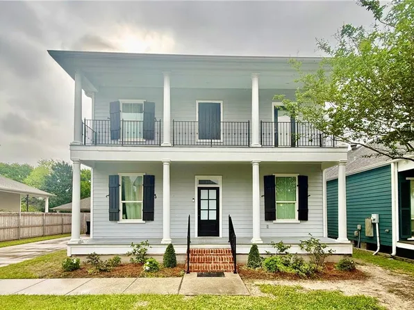 12 Seaward Ct, New Orleans, LA 70131