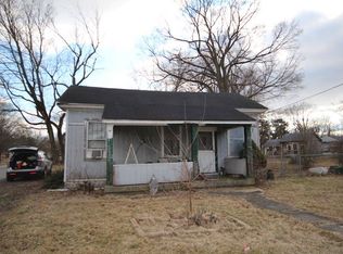 20 E Main St, Markleville, IN 46056