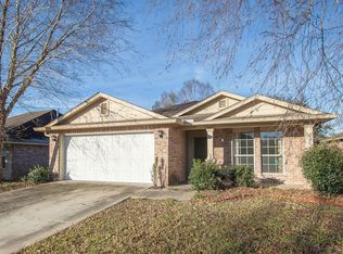10390 English Manor Dr, Gulfport, MS 39503