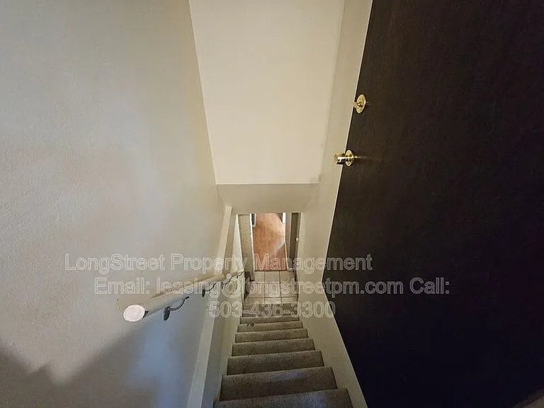 1734 SW Market St — Photo 19