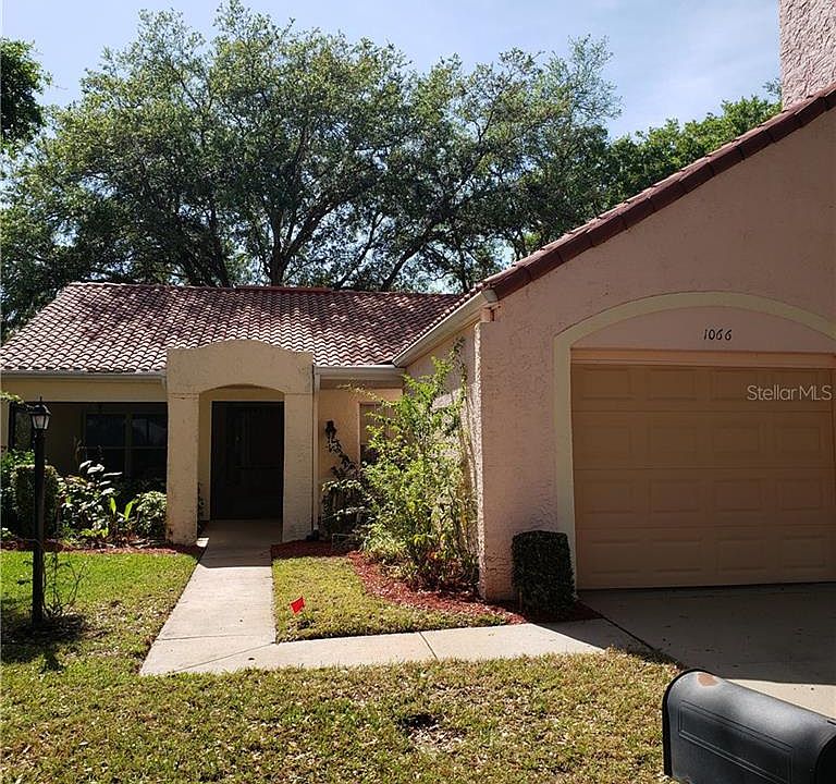 1st image of 1066 Seville Dr