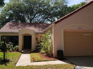 1066 Seville Dr, Palm Harbor, FL 34684