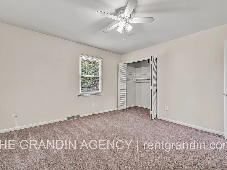 2153 Mulberry St — Photo 12