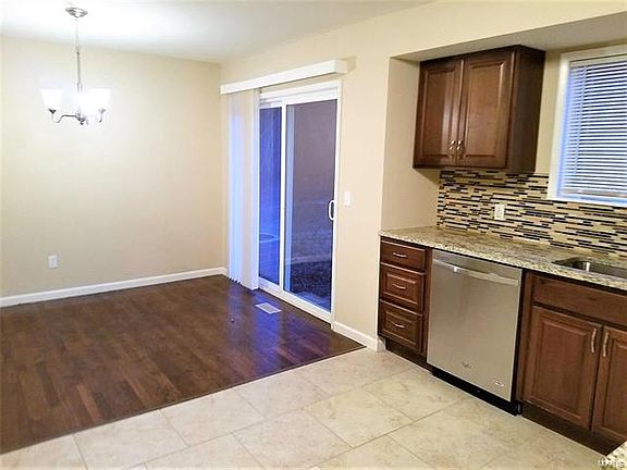 4th image of 12029 Chaparral Dr