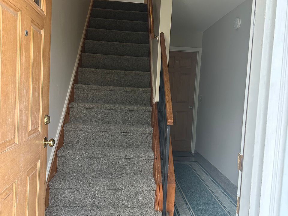 1st image of 507 Main St