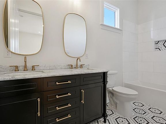 5th image of 3716 Annunciation St