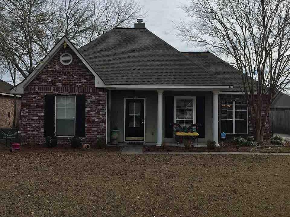 1st image of 14384 Whispering Oaks Dr