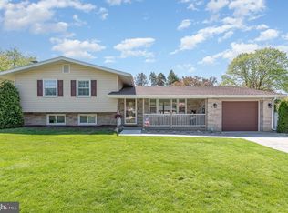 6407 Glenwood St, Mechanicsburg, PA 17050