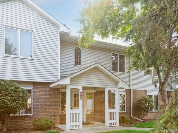 3584 Blue Jay Way APT 203, Eagan, MN 55123