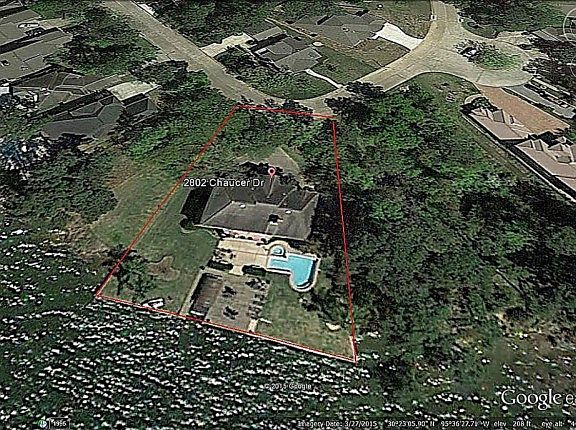 2nd image of 2802 Chaucer Dr