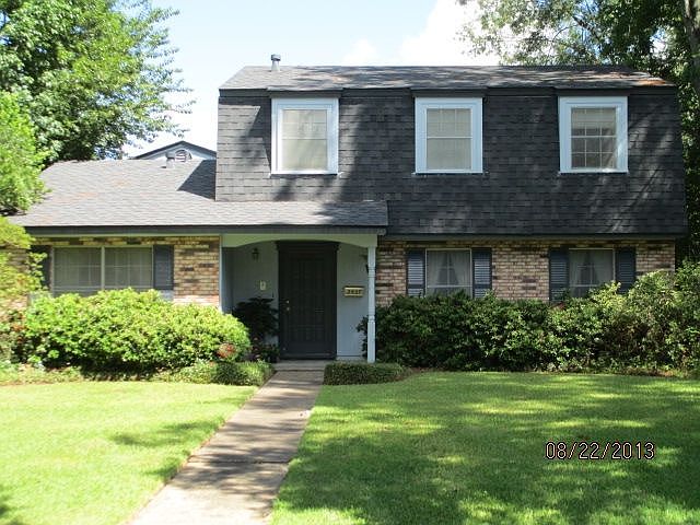 1st image of 2427 Oak Park Blvd