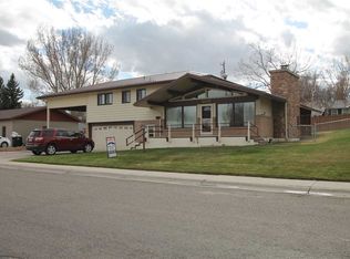 1110 Sierra Dr, Riverton, WY 82501
