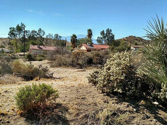2nd image of 49081 Hibiscus Dr
