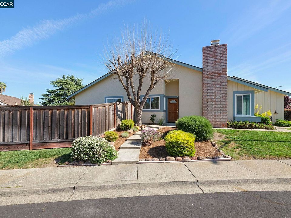 1st image of 1013 Stoneybrook Dr