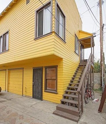 3rd image of 3967 S Normandie Ave
