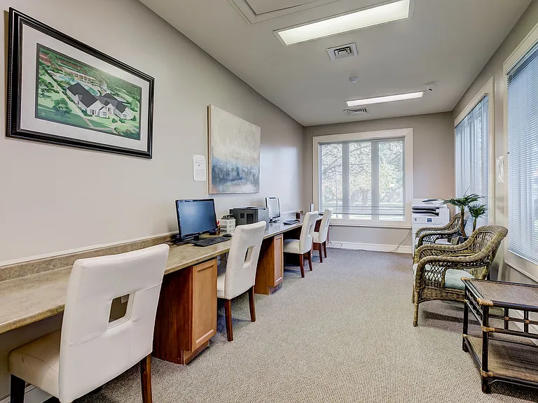 Peninsula Grove — Photo 9