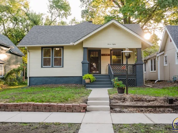 1180 SW Woodward Ave, Topeka, KS 66604