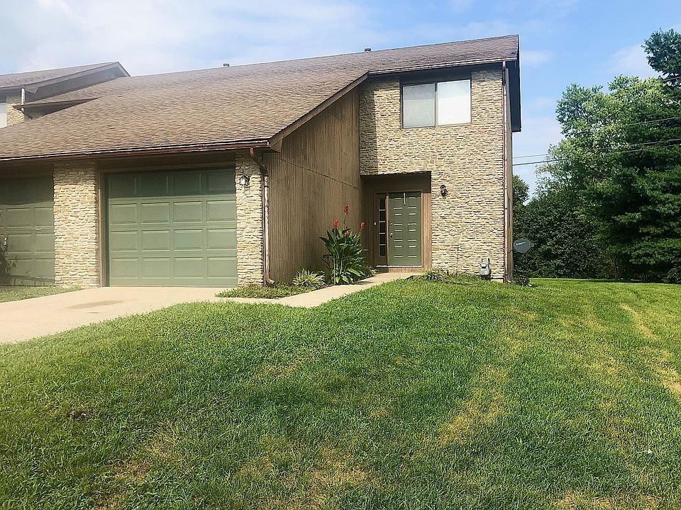 Private drive, oversized single car garage with opener