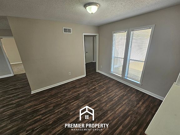 3rd image of 6675 Greenbark Dr
