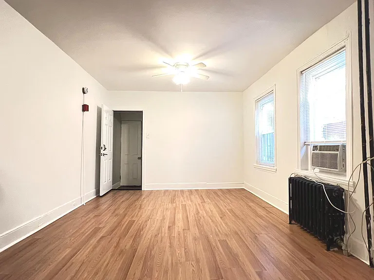 1612 N 2nd St #1-R — Photo 4