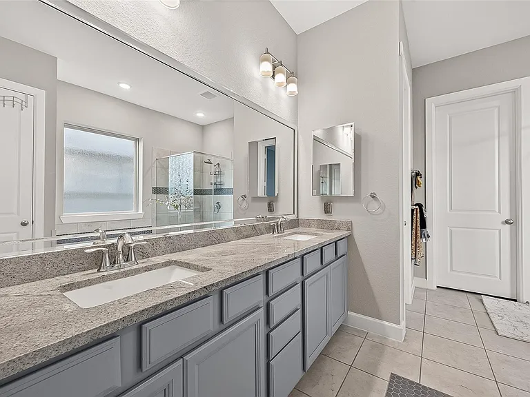1943 Fitzgerald Landing Dr — Photo 37