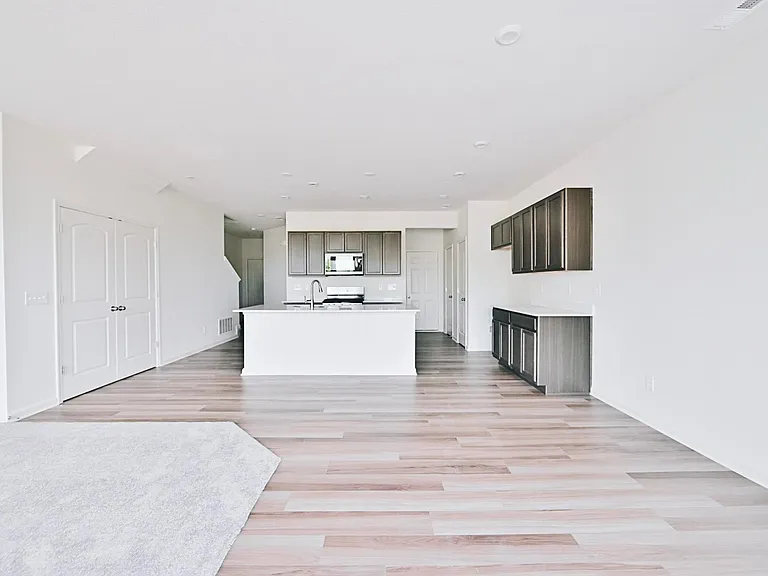 14246 Bay Willow Dr — Photo 40