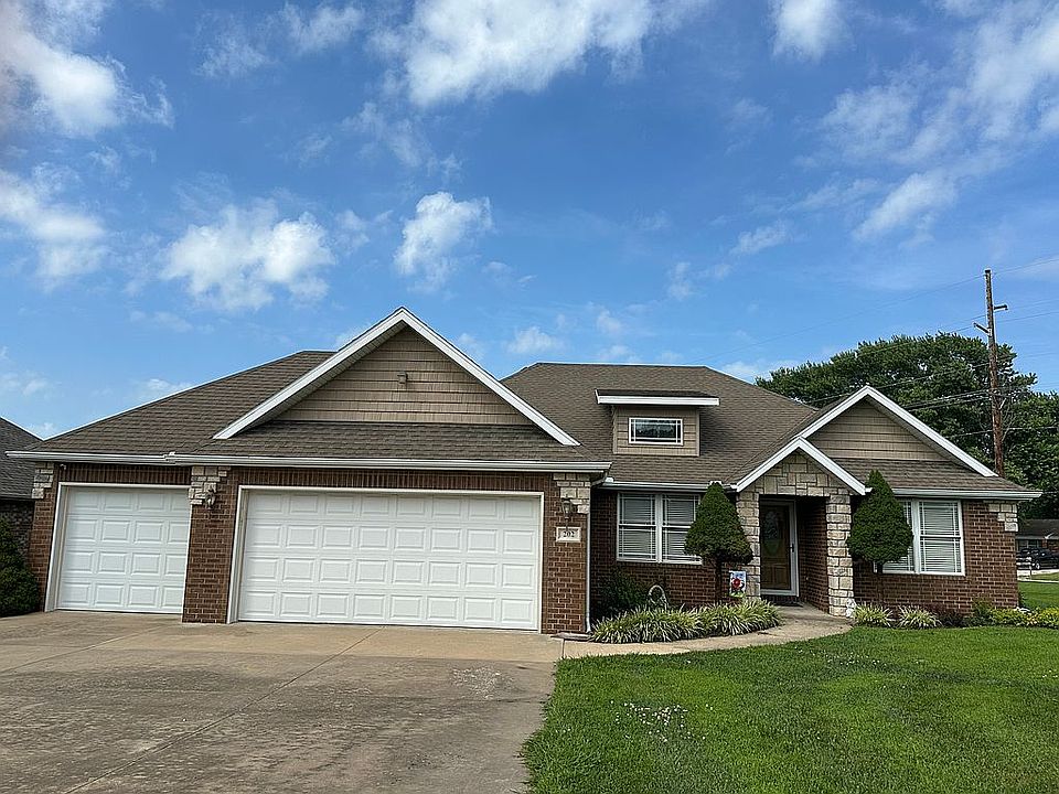 1st image of 202 Long Dr