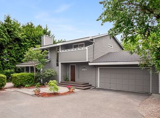 12211 Densmore Ave N, Seattle, WA 98133