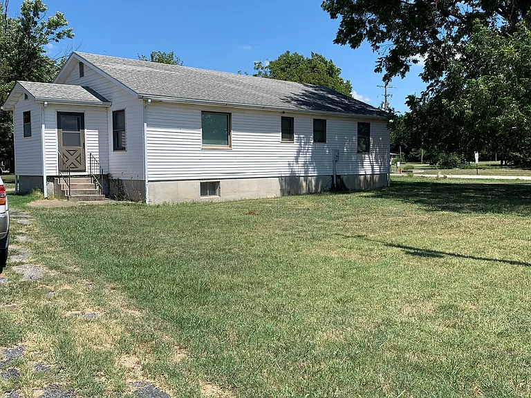 612 S Buckeye St — Photo 13