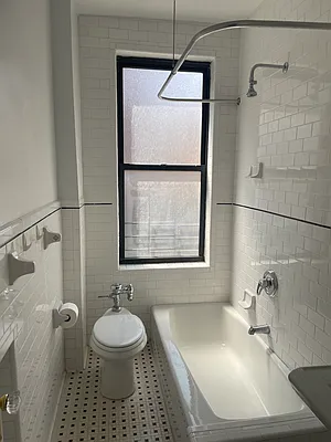 Rented by JMG Properties | media 29