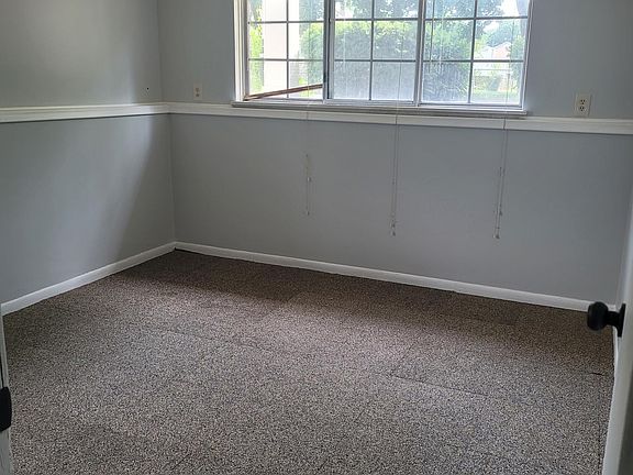 5th image of 3606 Malibu Dr
