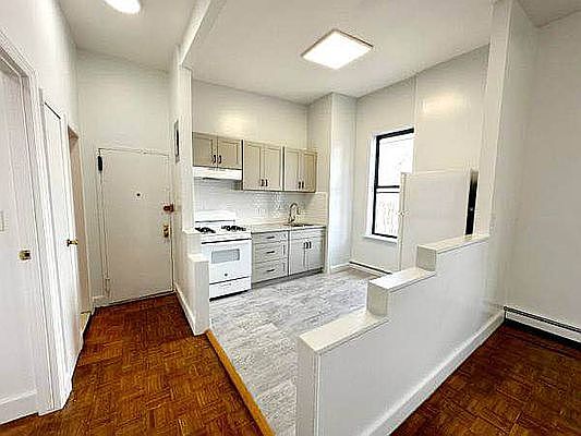 5th image of 597 4th Ave APT 3