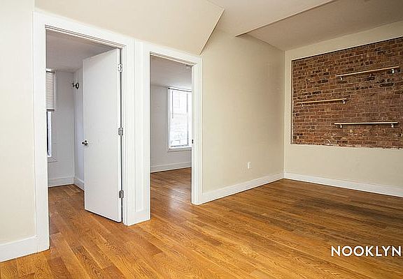 3rd image of 399 Bleecker St #2G