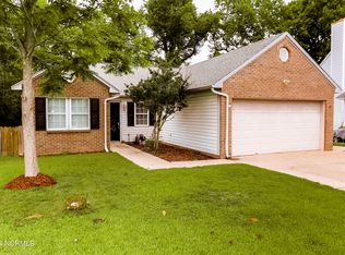 2912 Mandy Ln, Morehead City, NC 28557