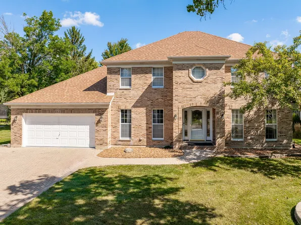 943 W Bailey Rd, Naperville, IL 60565