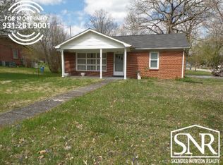646 E Jere Whitson Rd, Cookeville, TN 38501